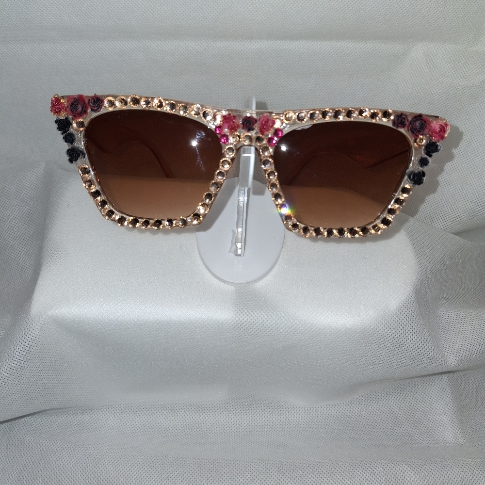 Vintage Cateye Tan Frame Embellished Sunglasses. With Pink Flowers
